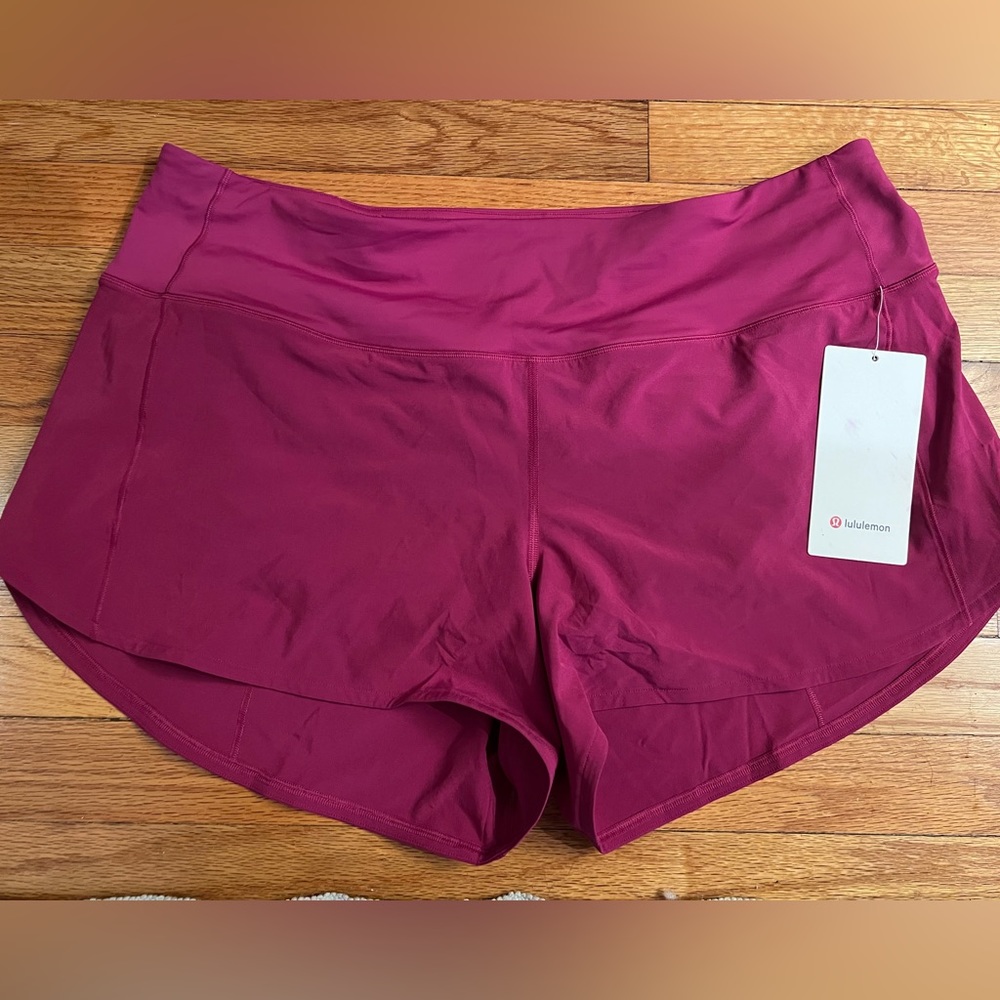 Brand New HR lulushorts 4’